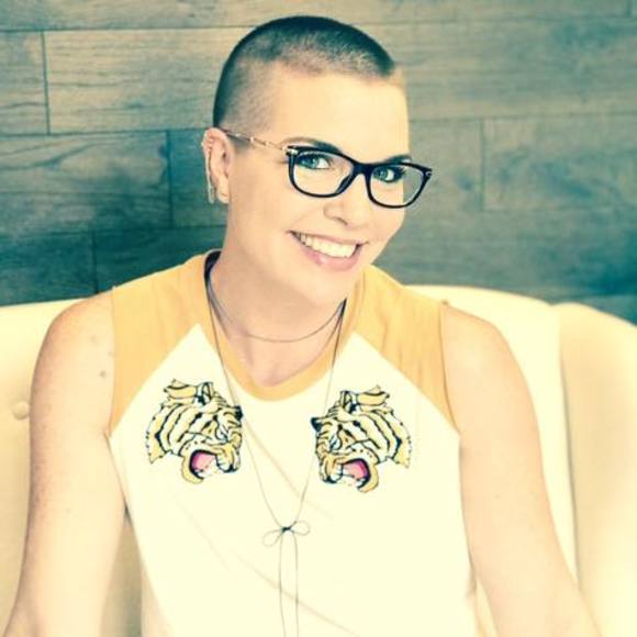 Meet your Posher, Amanda - Picture 1 of 1